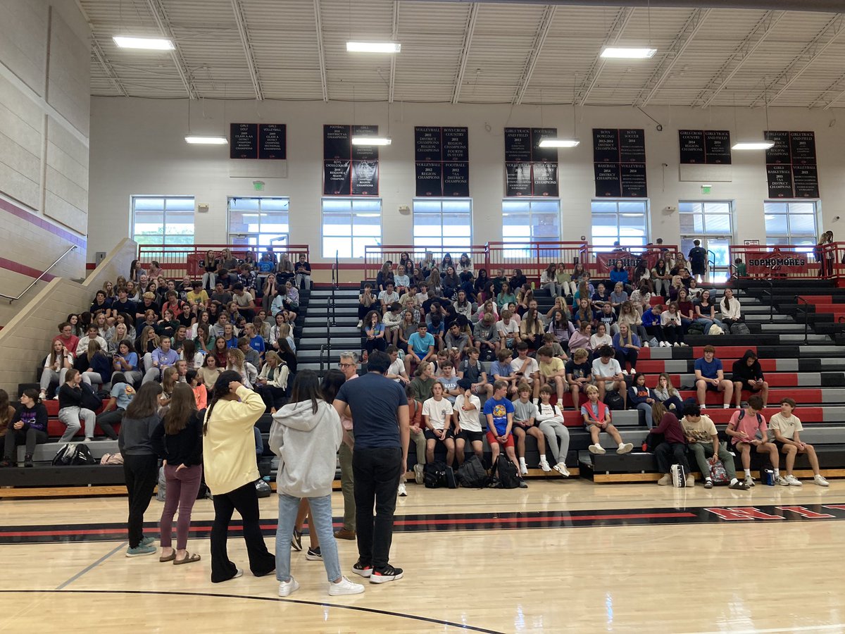 srastricklin's tweet photo. Mr. Goza asked me to stop by and say hi to the Leo Club so I took a few pics. Great turnout! https://t.co/QBKP29MNcS