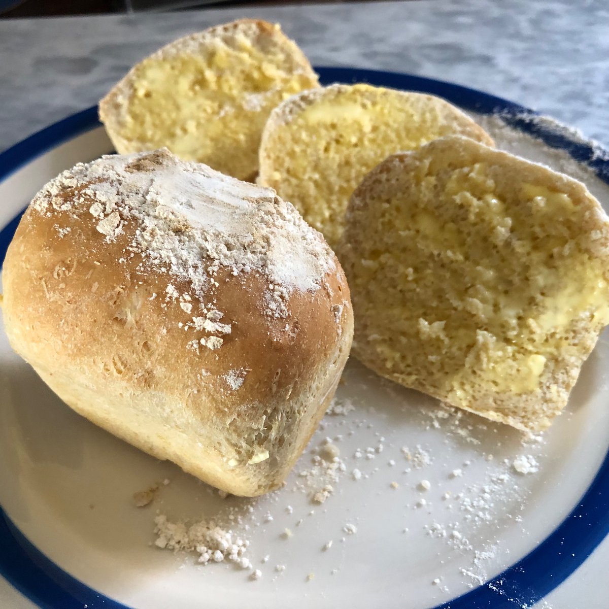 hannahkokoschka's tweet photo. #veganhour @veganhour further pictures of #homemade mini #spelt #bread using @marksandspencer #flour with #plsntbased #vitalite melting in (lots of scope for further ideas!) https://t.co/9XLaCbQymD