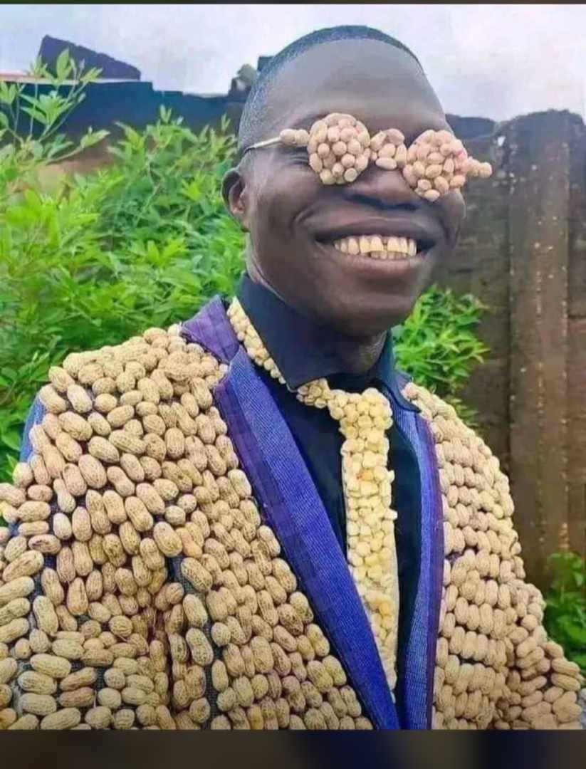 Raymond68474044's tweet photo. @BaffourStephen6 @AbdulRaufIbra20 @AsoloGonga934 @BagyaNurudeen @CastinBillz @Engr_ASAMOAH @ForVolta @EscobarVarane @RAahiagbah @invest_0808 Nkate3 boga https://t.co/Kjm3f7mC5O
