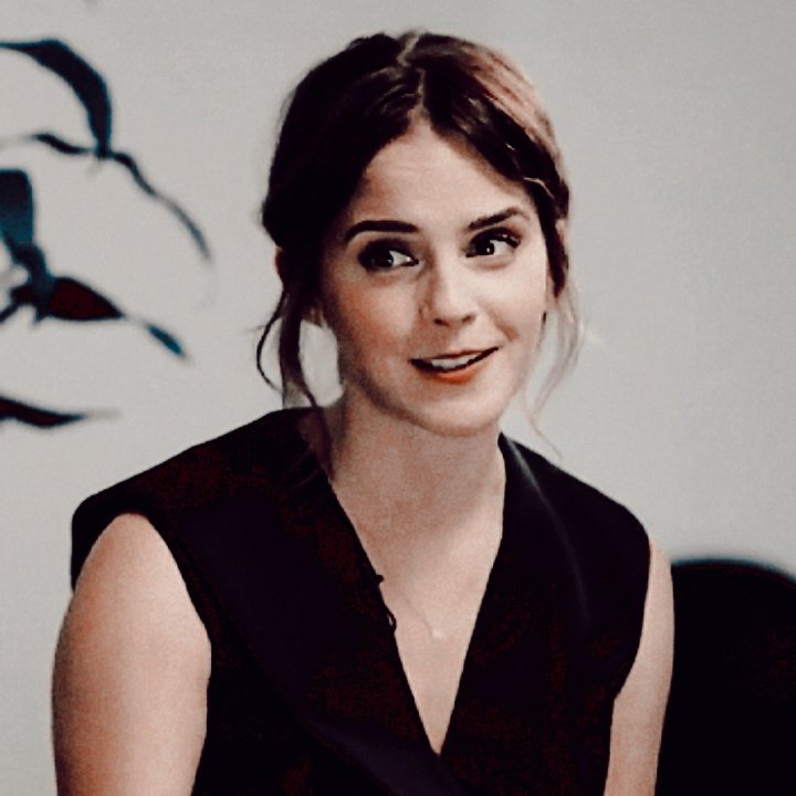 ㅤ
 ﹙⌕﹚𝐻𝐴𝑉𝐸 𝑌𝑂𝑈 𝑆𝐸𝐸𝑁
ㅤㅤㅤ 𝑇𝐻𝐼𝑆 𝑃𝐸𝑅𝑆𝑂𝑁 ?

ㅤㅤㅤ→ 𝗟𝗨𝗖𝗜𝗟𝗟𝗘  𝗕𝗔𝗟𝗭𝗔𝗖 ｡

ㅤ▢;  Hijo de Anaïs Balzac e Isabelle.
ㅤ▢;  Melliza de Luc
ㅤ▢;  Trabaja en la empresa hotelera familiar.
ㅤ▢;  27 años ; en #Freerol

ㅤㅤㅤㅤㅤ─── 𝖱𝖳﹢𝖬𝖦
ㅤ