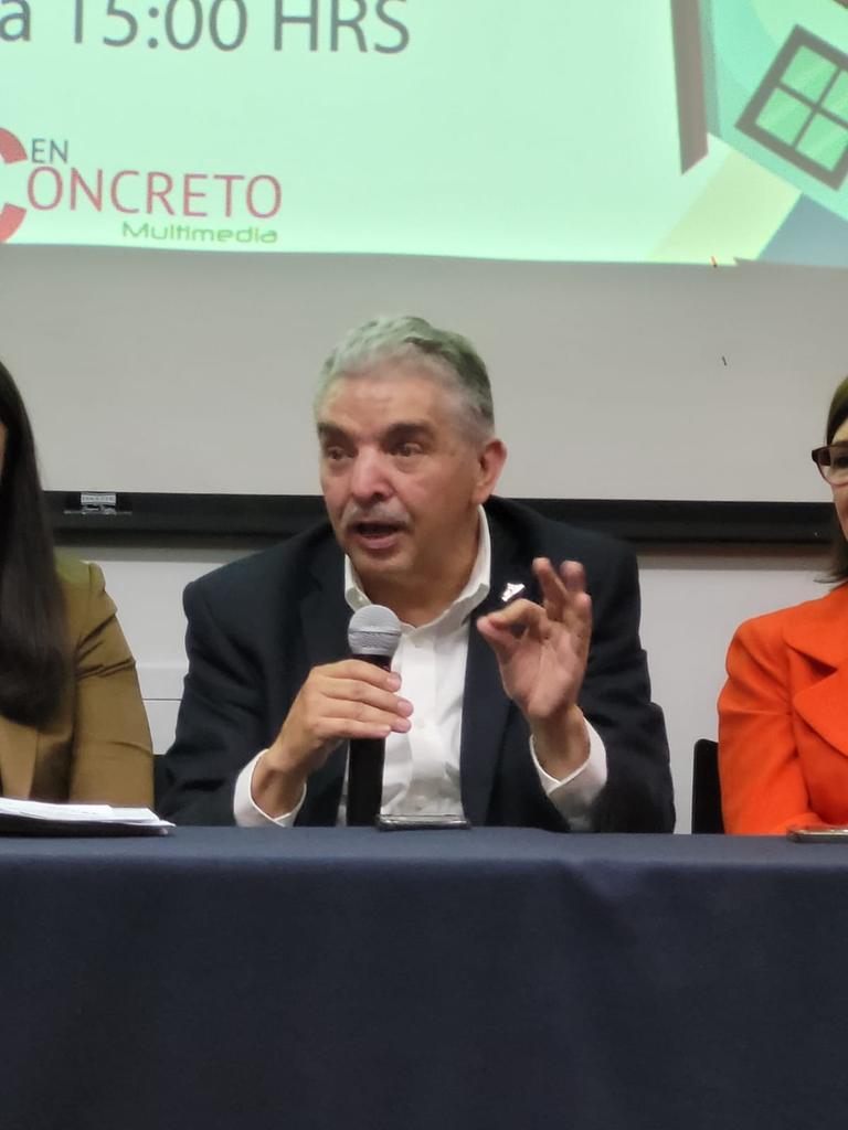 enconcreto's tweet photo. @apenelaq Se debe de hacer el etiquetado de la vivienda, donde te diga cuando va a consumir, se tiene que saber cuanto vas a gastar en esa casa. Alberto Vega, presidente de @AlenerMexico https://t.co/zEOXeq3qZo