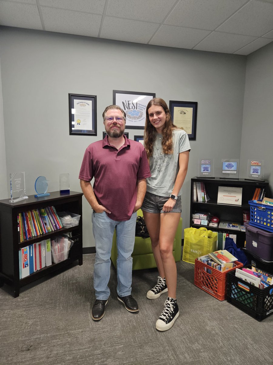 LovelandPaths's tweet photo. Our internship students got off to a great start today! In particular, Maddie Dickman will be on the front end of system development in human services with @nestclc. Way to go! @LovelandCounsel @LovelandTigers https://t.co/YXWwD8bsMu