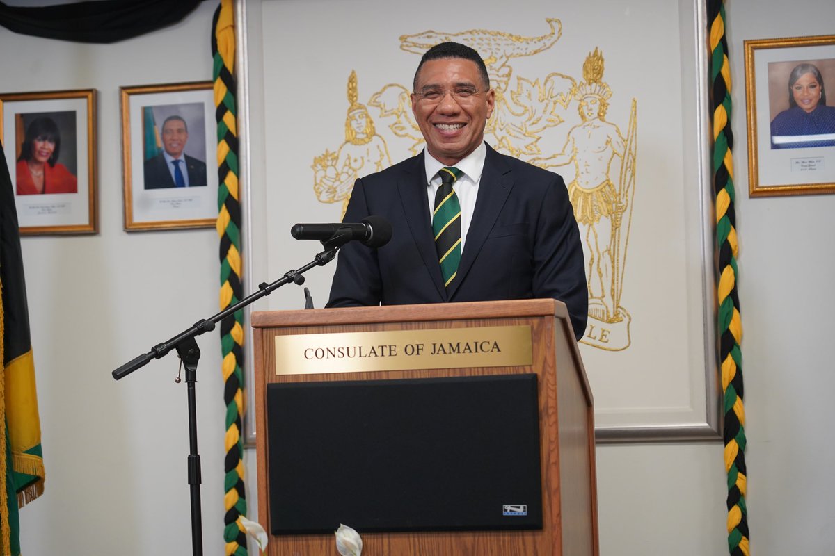 AndrewHolnessJM's tweet photo. (2/2) Our diaspora remains crucial stakeholders in Jamaica’s development and I welcome every opportunity to respond to their questions and listen to their ideas. https://t.co/V6v2fzgucS