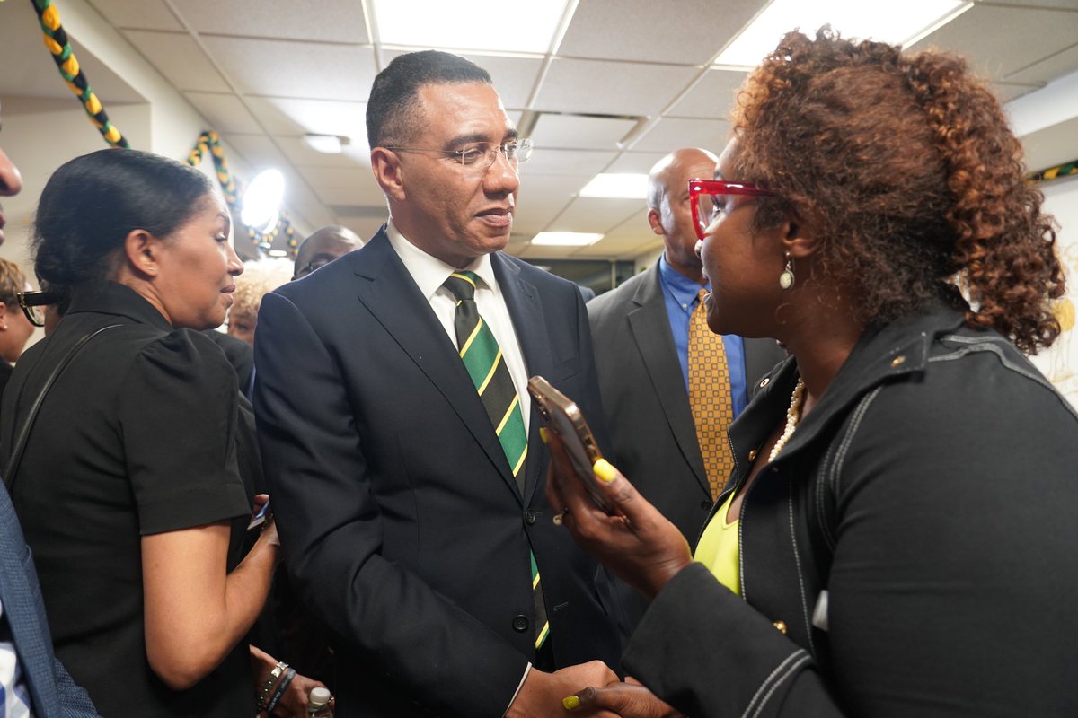 AndrewHolnessJM's tweet photo. (2/2) Our diaspora remains crucial stakeholders in Jamaica’s development and I welcome every opportunity to respond to their questions and listen to their ideas. https://t.co/V6v2fzgucS