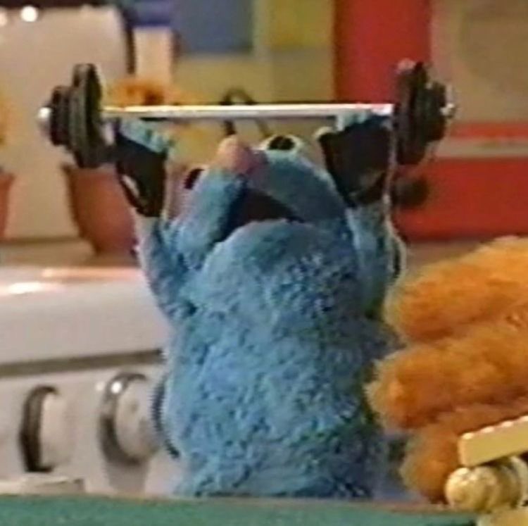 ucodumpstermeme's tweet photo. Freshman trying out the Wellness center for the first time https://t.co/CyKRzi5YOT