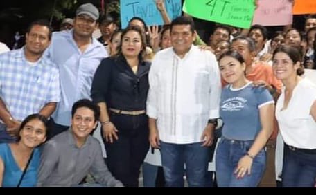 Hoy más que siempre, Javier May Rodríguez se fortalece en Tabasco; ya viene el tren del bienestar. <a href="/TabascoJavier/">JAVIER MAY</a> 
 #YaVieneJavierMay