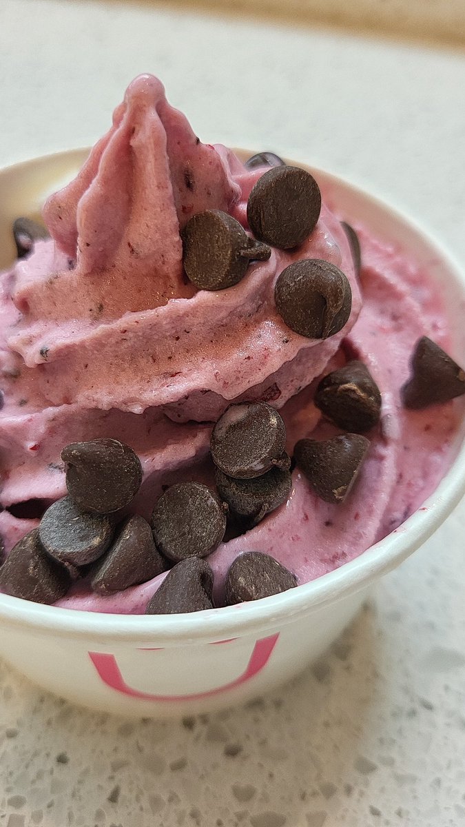 Judith Duthie / Calgary Book Nerd tweet media