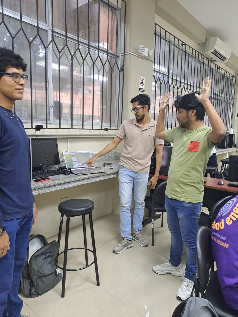 jecordov's tweet photo. This year we set our "Smart Environments" course at @espol_fiec to be 1/2 IoT/1/2 AI. Yesterday it was our last day and we saw very cool uses of pose estimation and object detection along with sensors and actuators for smart applications in buildings, healthcare, agriculture 1/2 https://t.co/aL7uitVsyk