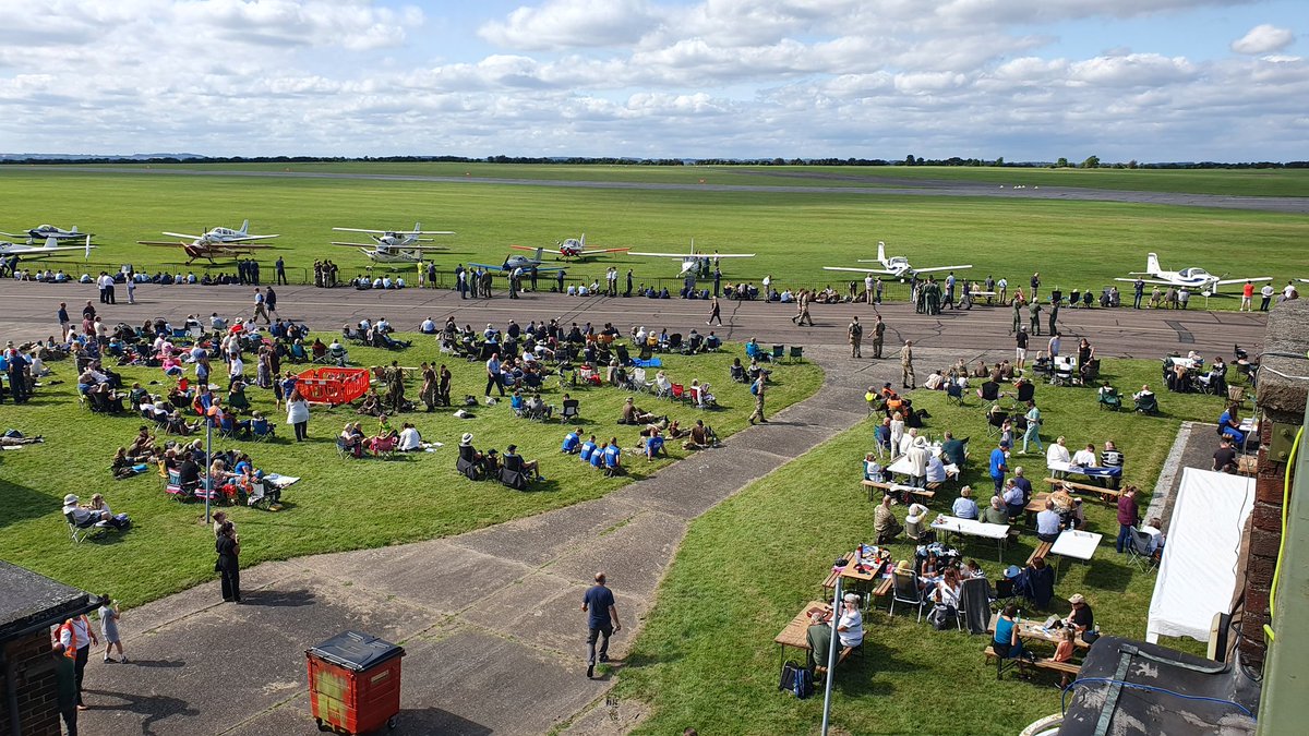 Huge thanks to the 2 FTS team, the RAFAC CFAVs from the @2ftsCamp, @qaic_rafac QAIs, @ComdtAC, and Air & Space Cdr, who all supported the amazing VIP/Industry Day. Thanks also to all the Air Display and static aircraft participants who made it very special for our @aircadets.
