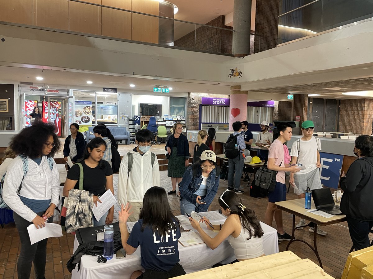 ⏰ 💬Join us for the ultimate Success 101 session on August 25! Master helpful problem-solving, time management &amp; note-taking strategies to ace your @uoftengineering journey, and connect with fellow first-year students！

Schedule &amp; Registration: undergrad.engineering.utoronto.ca/first-year-off…