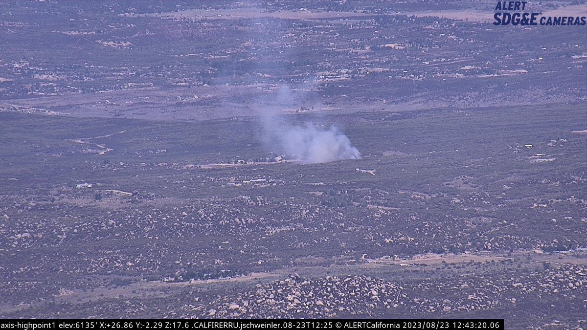 DanielFireTruck's tweet photo. New Brush Fire Hernley Road, Aguanga.
2 Acres, Slow ROS, Potential Fire 50 acres.
Air Attack 310, Air Tankers 72, 73, Copter 301 is overhead. #HomesteadFire https://t.co/bzqBr2n1pb