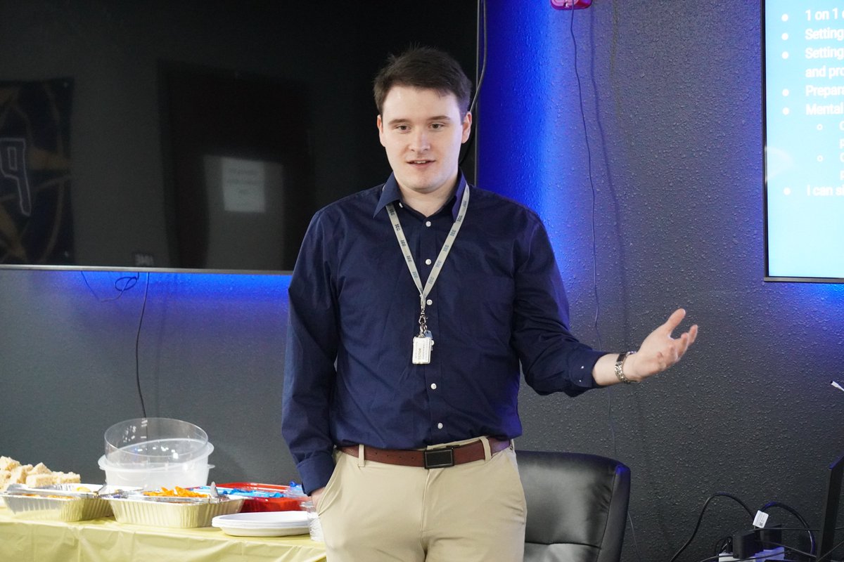 ICC_Esports's tweet photo. Let's take a moment to thank Kealan McKutcheon, the man making all of this possible behind the scenes! With Kealan at the helm, we'll be digging for treasure in no time!
#ICCPirates https://t.co/UF0VPG7NbE