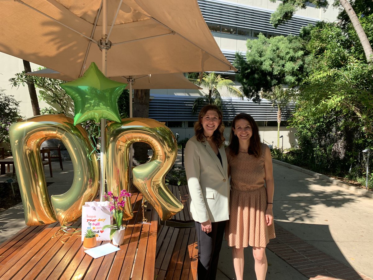 Laura DeNardo tweet media