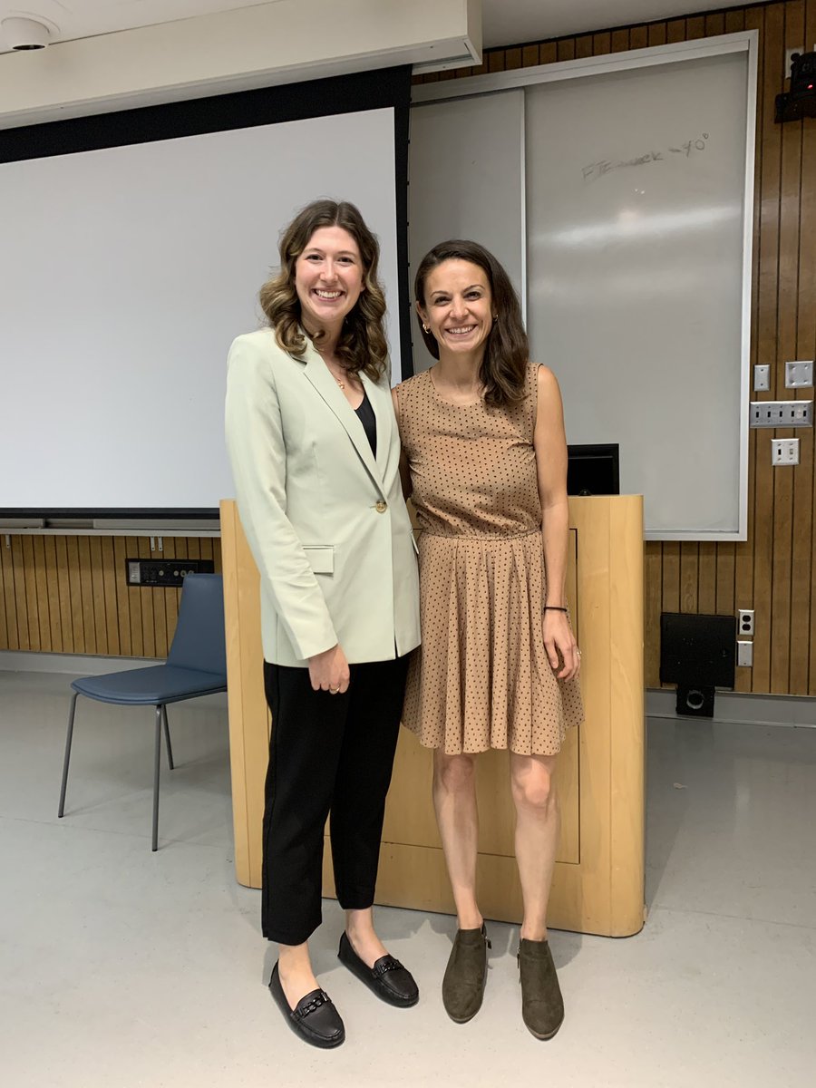 Laura DeNardo tweet media