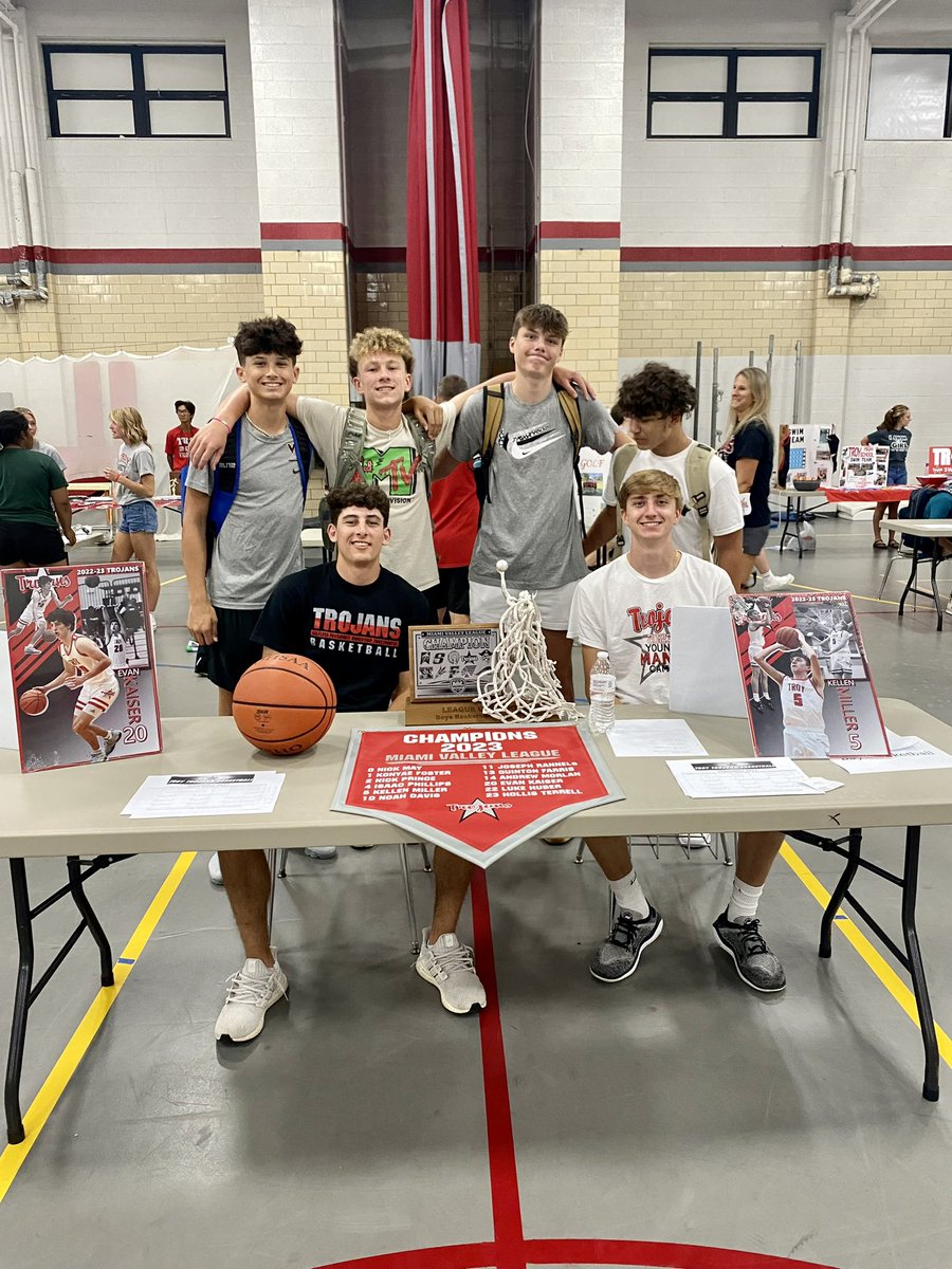 Some of our freshmen during the Freshmen Focus Activities Fair. We are excited to see the great things the class of 2027 is going to accomplish on and off the court <a href="/Troy_HS/">Troy High School</a>