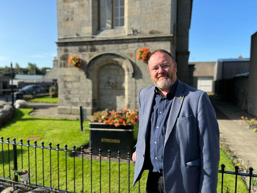 david_duguid's tweet photo. This year’s summer surgery tour of #BanffAndBuchan continued today in #Strichen #NewPitsligo #NewByth #Crudie #Macduff (where I also caught up with #Troup Cllr Richard Menard) #Banff #Whitehills #Forglen https://t.co/AGbCtNSvHv