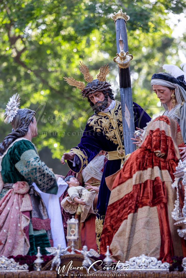 Los primeros serán los últimos y los últimos los primeros,
#cofradiasMLG/<a href="/HdadSalutacion/">Hermandad de La Salutación</a> 

📷<a href="/MiuraComitre/">Miura Cómitre Fotografías</a>