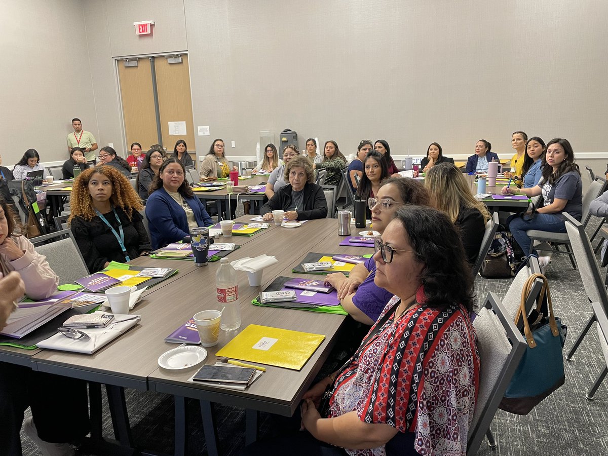 .@CyFairISD The Fall Translator’s Workshop took place at the new MHAB! We had two great sessions. The attendees learned, participated, and are now ready to assist the CFISD Spanish Speaking Community! #EspírituCFISD #CFISDparaTodos