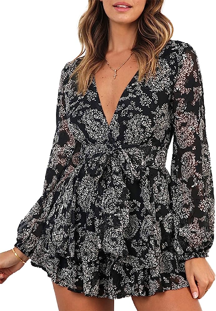 clicks3ll's tweet photo. https://t.co/1d1l60PnVK
The Relipop Women's Romper Floral Print V Neck Baggy Sleeve is a trendy and stylish piece that is perfect for any fashion-forward woman. This romper features a beautiful floral print that adds a touch of femininity and elegance. https://t.co/7gMTJ2bWAn