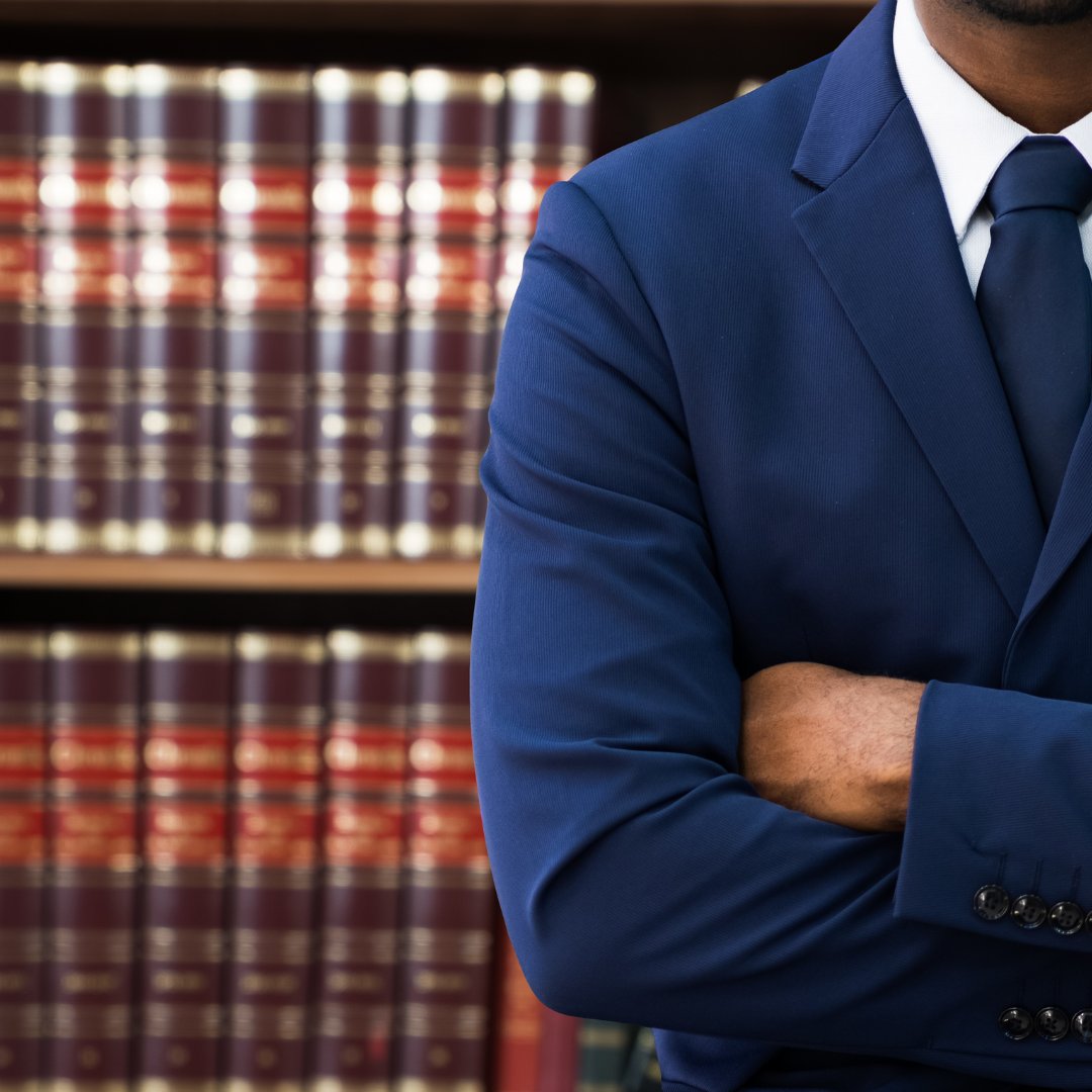 Find an experienced corporate Bay St. Trained lawyer today: ceolawcanada.com #lawyer #alsp #lawfirm #law