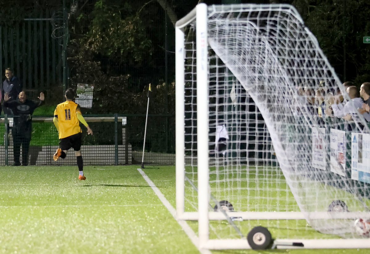 Nortonpixman17 tweet media