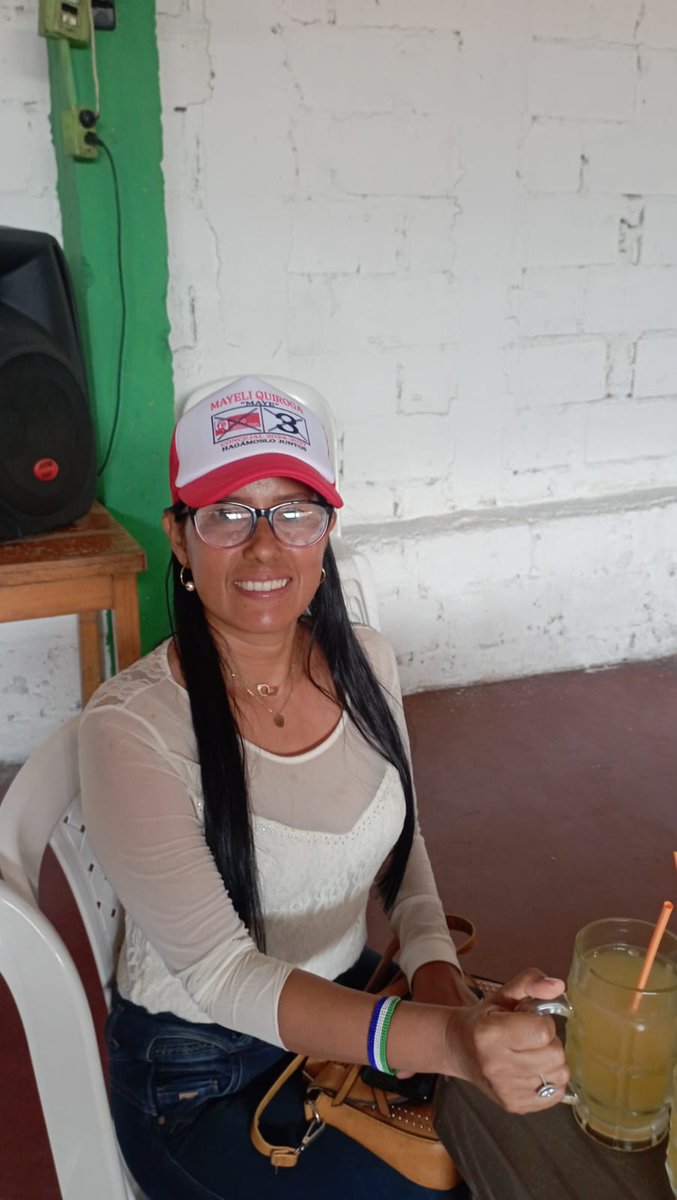 Mayejuli40's tweet photo. Gracias Mi gente por permitirmen ayudar a  construir un futuro en paz, promover el desarrollo económico y social, respetar las diferencias y ser solidarios con aquellos que más lo necesitan. #HAGAMOSLOJUNTOS #RegionCarare #IndiaLimpia https://t.co/4xAvbaLsFP