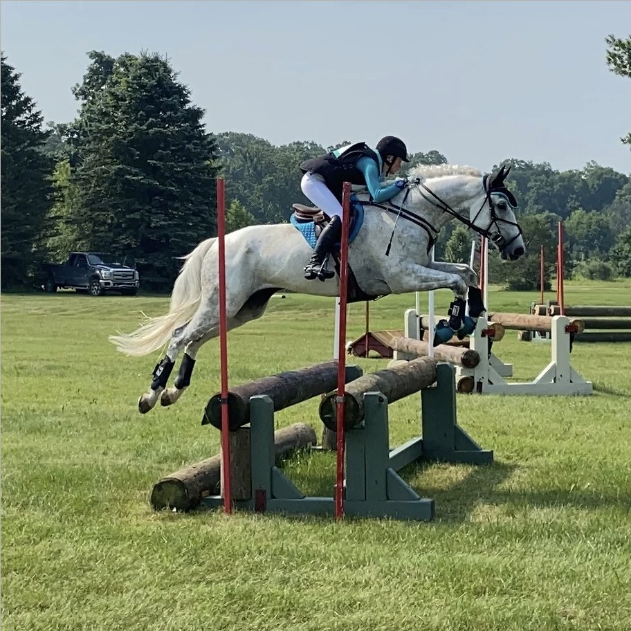 RevelRun's tweet photo. 🍁🌟 Get Ready to Revel with us at the Fall Event Derby! 🌟🍁 

Attention all equestrians, the moment you've been waiting for has arrived! 🏇✨ Entries for the Fall Event Derby are now officially OPEN! 🍂🎉  

https://t.co/6VYsrmW1E7 https://t.co/4iAqAf3lwn