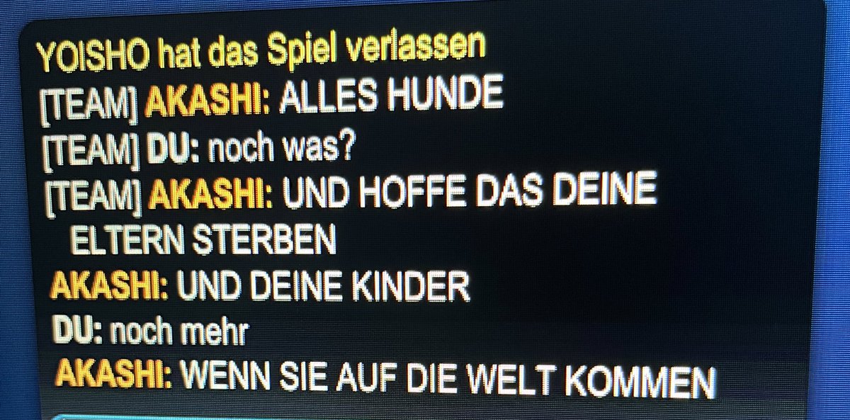 Also langsam ist auch mal gut! Was ist denn nur mit den Leuten los? Der geht aber arg dolle unter die Gürtellinie. Ich glaube der Junge muss mal ne Therapie machen.🙈