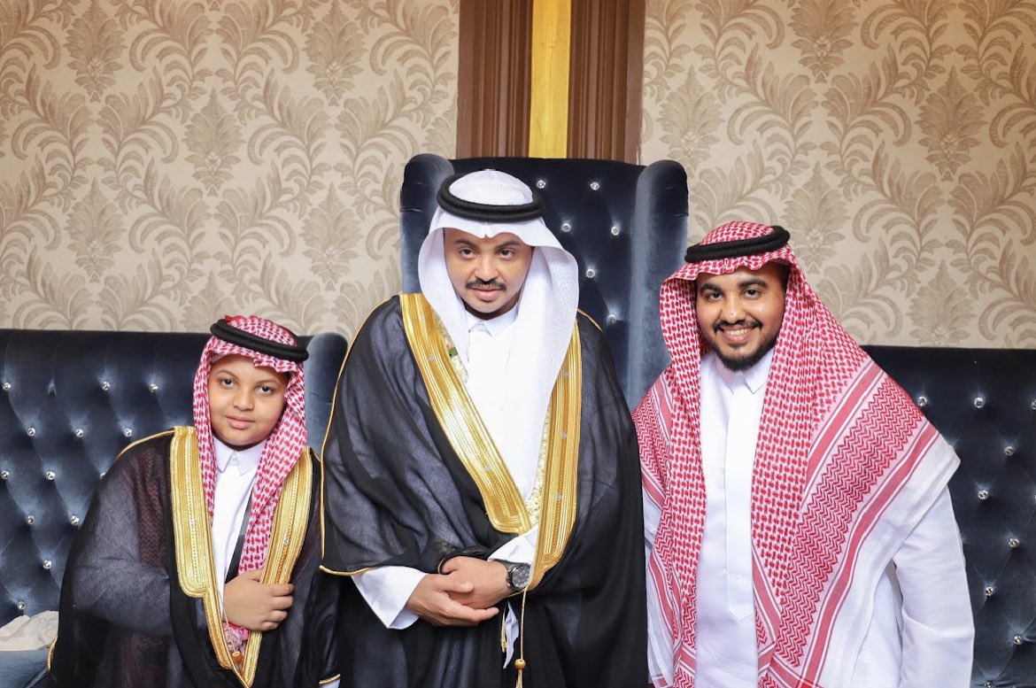 alamodi2718's tweet photo. صور من زواج أخوي عسكر  العمودي #أفراح_عائلة_العمودي https://t.co/vxqoMCeQ4h