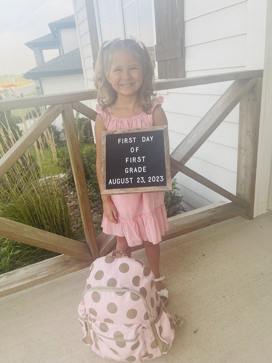 k_bosiljevac's tweet photo. #LPSFirstDay23 https://t.co/krod1B4V4U