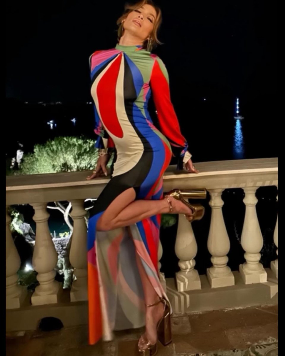 99.5 The River tweet media