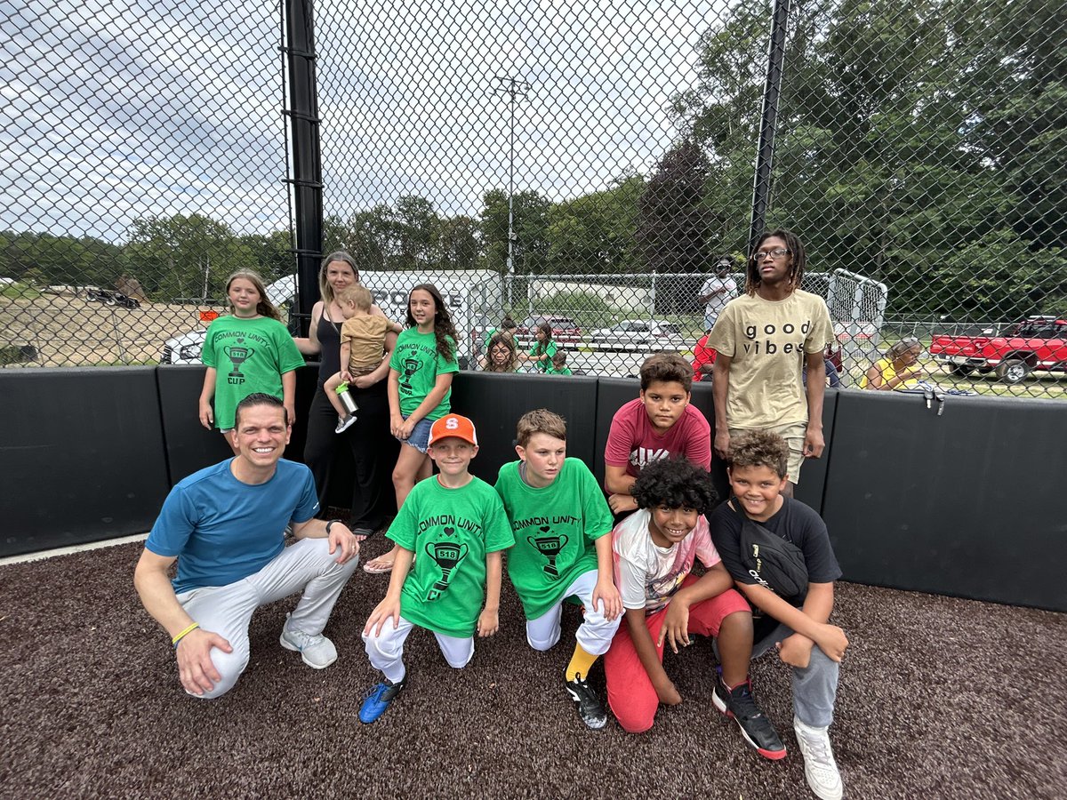 AsmSantabarbara's tweet photo. 🥎 Had an amazing time at last week's #518CommonUnityCup! 

🌟🏆 We came together at the A Diamond in Schenectady's Central Park for some friendly softball competition, celebrating community engagement and unity. 

📷 Check out my photo gallery capturing the spirit of togetherness in my Facebook page here: https://t.co/7HPL1CgEv3

#CommunityStrong #SchenectadyUnity @TheWilliamRivas