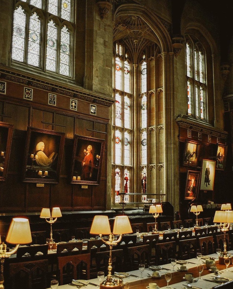 AcademiaDreams's tweet photo. Christchurch College, Oxford by comewithkris https://t.co/Bel62cejI3