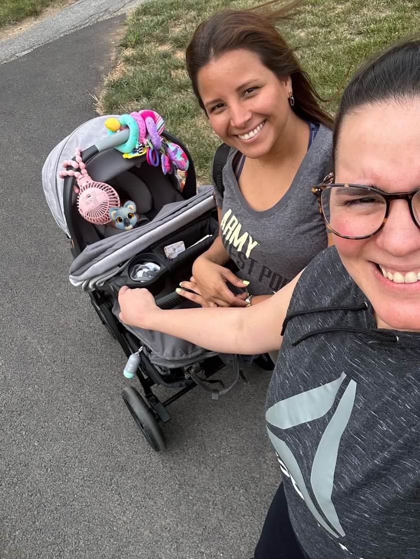 NandaSantamaria's tweet photo. @claroelsalvador Viajé a reencontrarme con mi mejor amiga-hermana, después de 3 años de no vernos y a conocer a su bebé.
#ClaroQueAmoLasFotos https://t.co/qEkBr61wvX