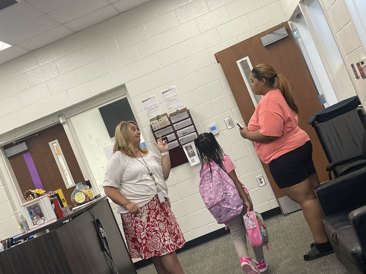 Krystal Shaw tweet media