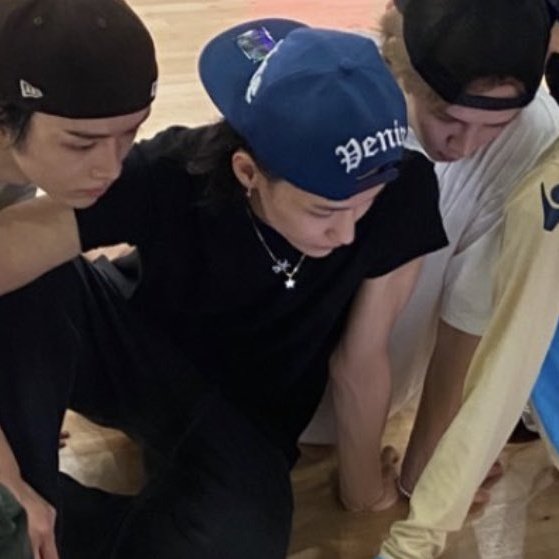 parkwonbinpics's tweet image. this genre of park wonbin