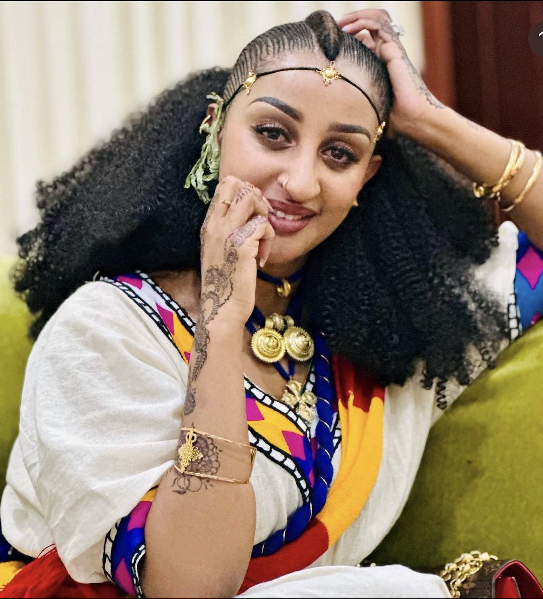 Lucyabrha's tweet photo. #Tigray women beautiful Asshenda Girl beautiful, C culture https://t.co/W6yLzEX19E