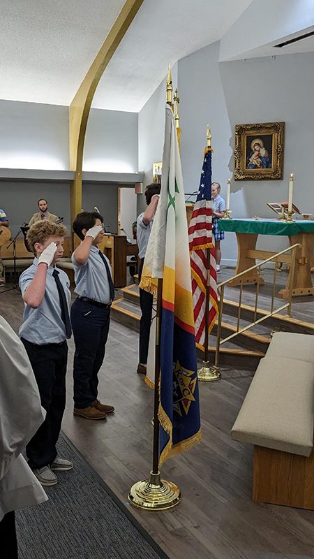 Immaculate Conception School dedicates flags donated by Knights of Columbus: ow.ly/r7XI50PCCHb

<a href="/ICSchoolTN/">ICS</a>
