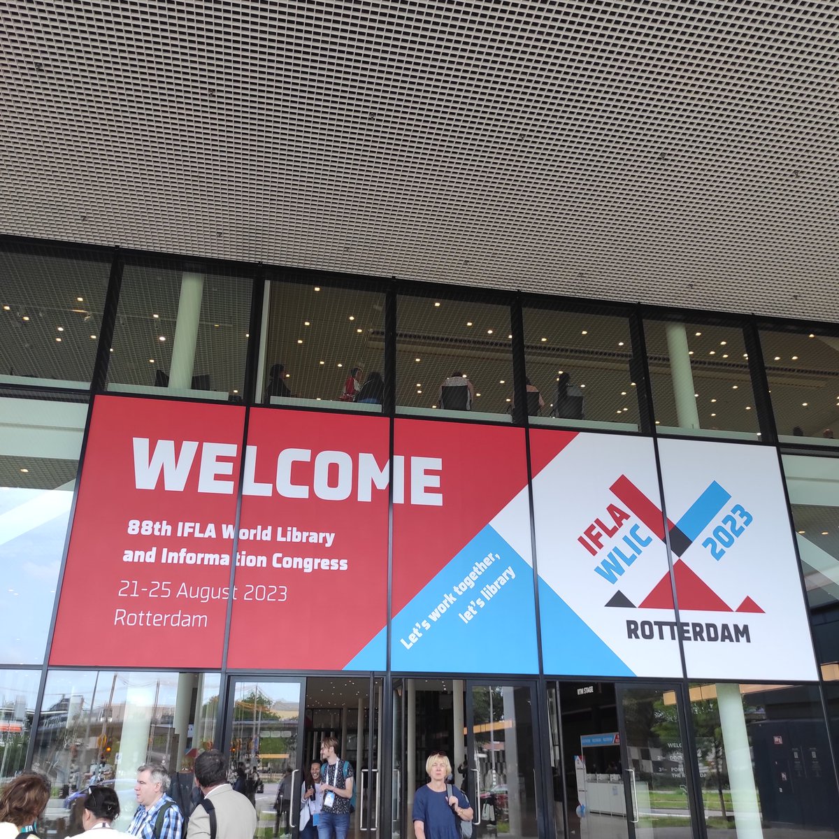 Cypse75's tweet photo. First day at the @iflawlic congress in Rotterdam.
A unique opportunity to meet and exchange with librarian's from all other the world and to follow interesting conferences about the new challenges libraries have to face ! 🌍
#librarian #libraries #IFLA @IFLA https://t.co/uMRworMsj1
