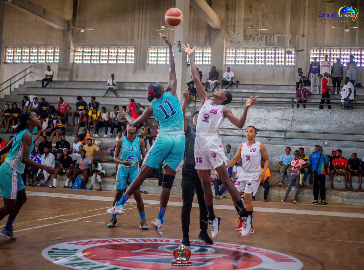 BballNaija's tweet photo. A low scoring game for both Dolphins Basketball and MFM. 

FT: Dolphins 35-41 MFM 

#ZenithWBL https://t.co/cdNtsADfZS