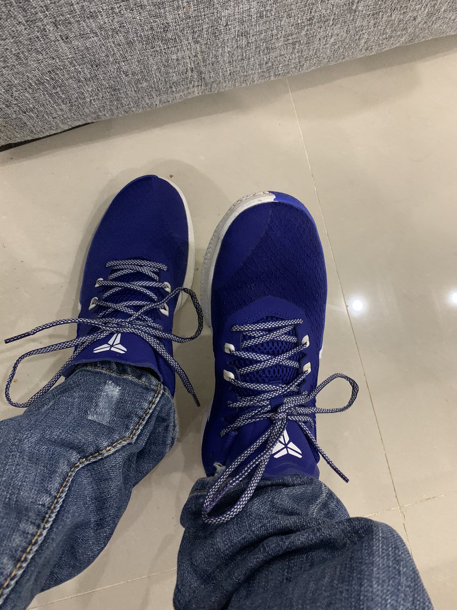 chinguimundo's tweet photo. Kobe’s birthday.

🕊️🕊️🕊️💔💔💔😢😢😢

Legacy immortalized https://t.co/87pmX9vYqy