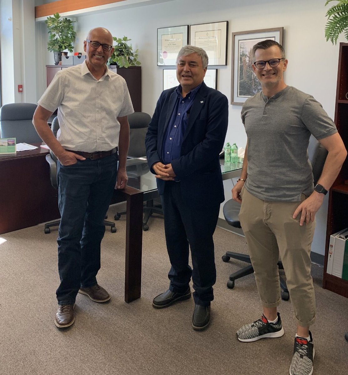 takovanpopta's tweet photo. It was an honour to meet Mehmet Tohti, head of the Uyghur Rights Advocacy Project @Uyghuradvocacy and learn more about their justice and human rights work here in Canada. Thank you, @dylanjenkinson, for the introduction! 

#Uyghur #humanrights #UyghurGenocide https://t.co/1ERwXCSmzr