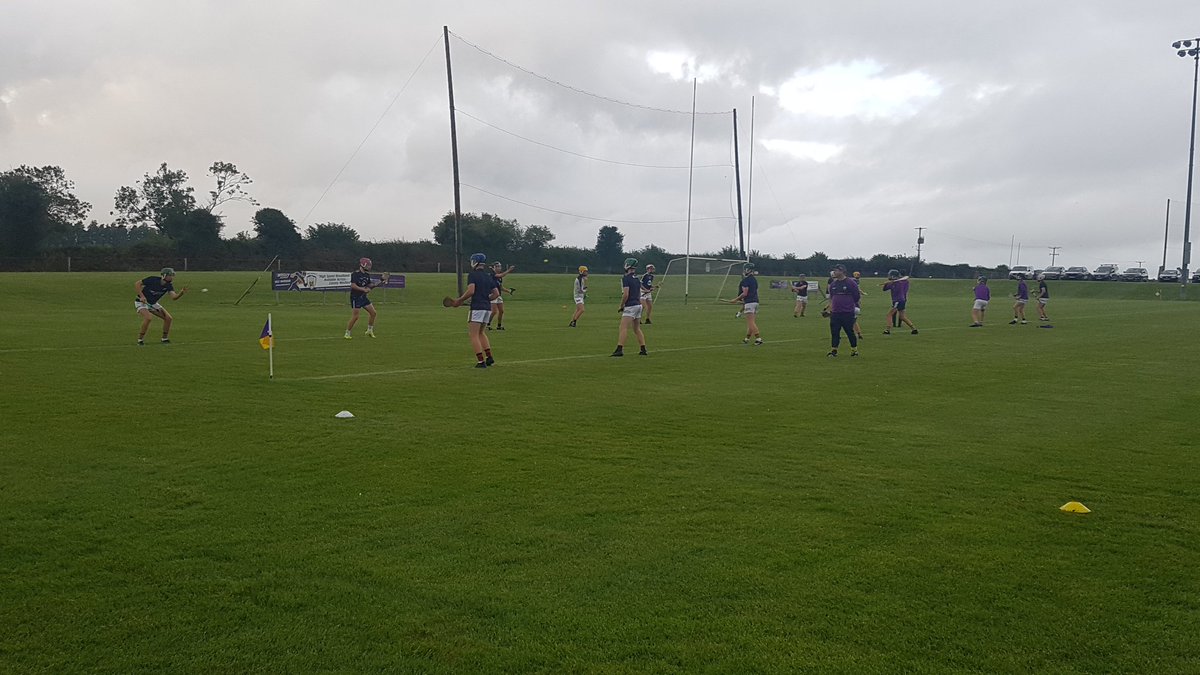 JJDoyle1's tweet photo. Tonight our @OfficialWexGAA #modelacademy U16 hurlers had their final training session in @HaloTiles COE in prep for the #Michaelfoley and @KildareGAA tournaments on Saturday. The very best of luck to all the players and management #hurlawayeveryday 💜💛 https://t.co/S0UR7xMt7h