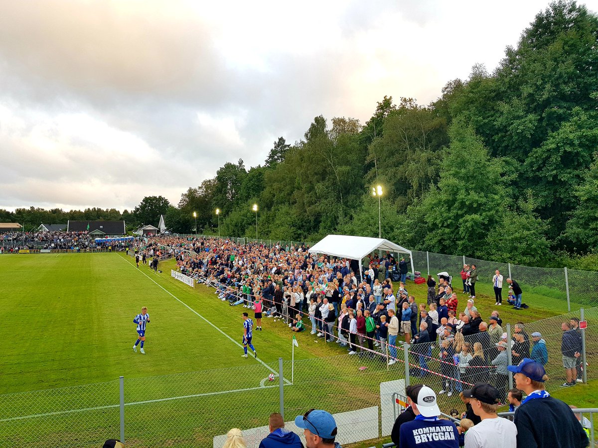 NiklassonM's tweet photo. IK Zenith - IFK Göteborg på Hovgårdsvallen i Svenska Cupen omgång 2. 0-2 och 4041 åskådare.
#groundhopping #ifkgbg https://t.co/LQvwxnPcNk