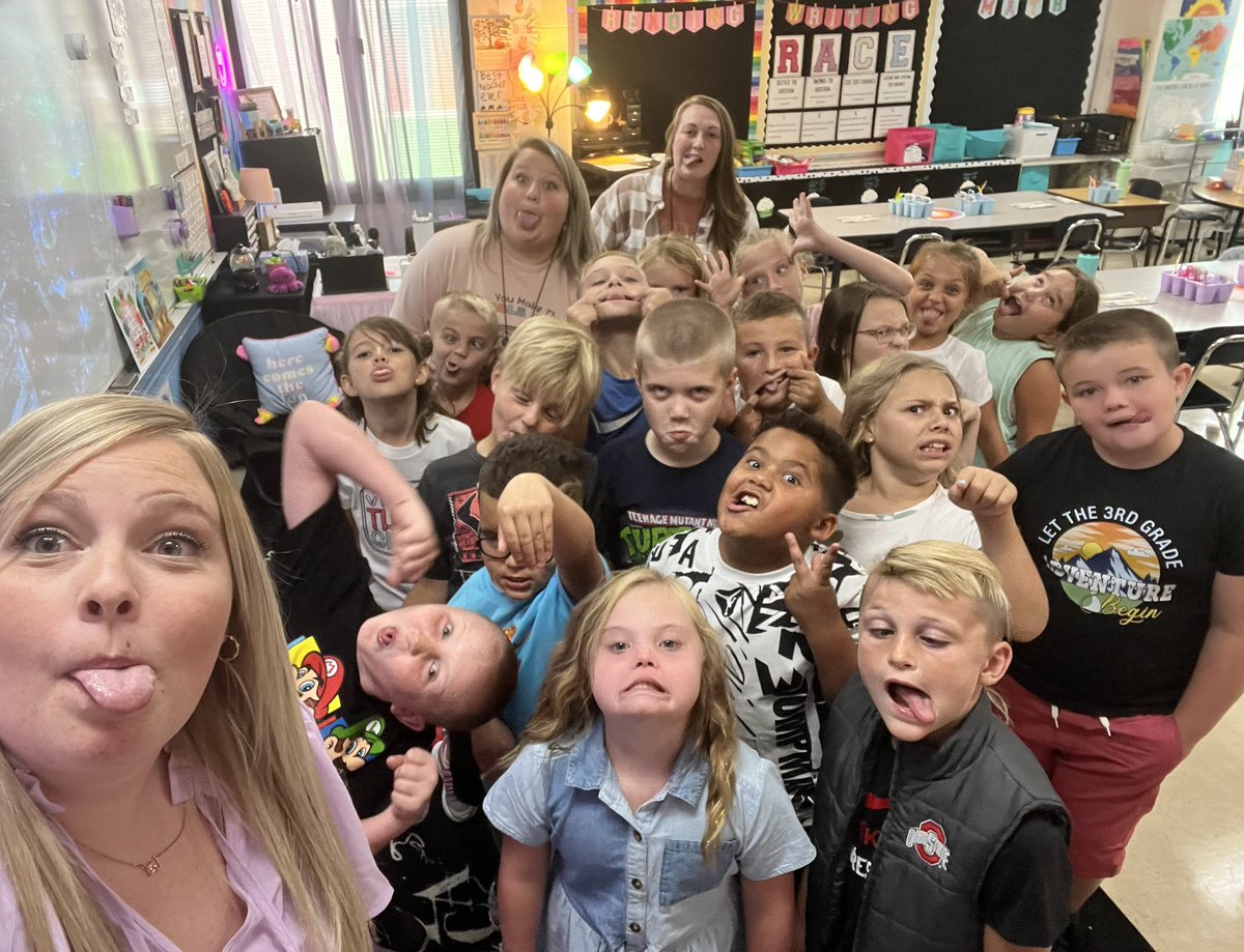 Mrs. Jenkins tweet media