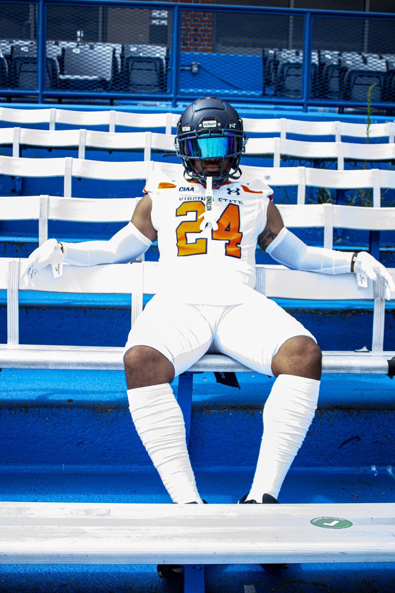 Rsmith24_'s tweet image. 🔟 more days 9/2 #stackingdays #rayqaunsmith #kingofnil #vsu