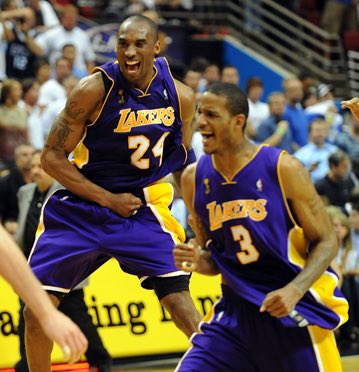 Trevor Ariza Shares Iconic Text Message Response From Kobe Bryant