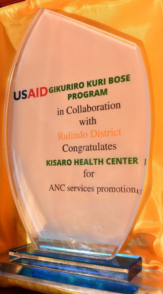 rulindodistrict's tweet image. Hashimwe kandi abayobozi b'Ibigo Nderabuzima bya #Tare, #Rutonde na #Kisaro bahize ibindi bigo nderabuzima mu kugira umubare munini w'ababyeyi bipimishije inda inshuro 4. Habayeho kandi kugaburira abana indyo yuzuye, mu rwego rwo kubarinda imirire mibi n'igwingira.