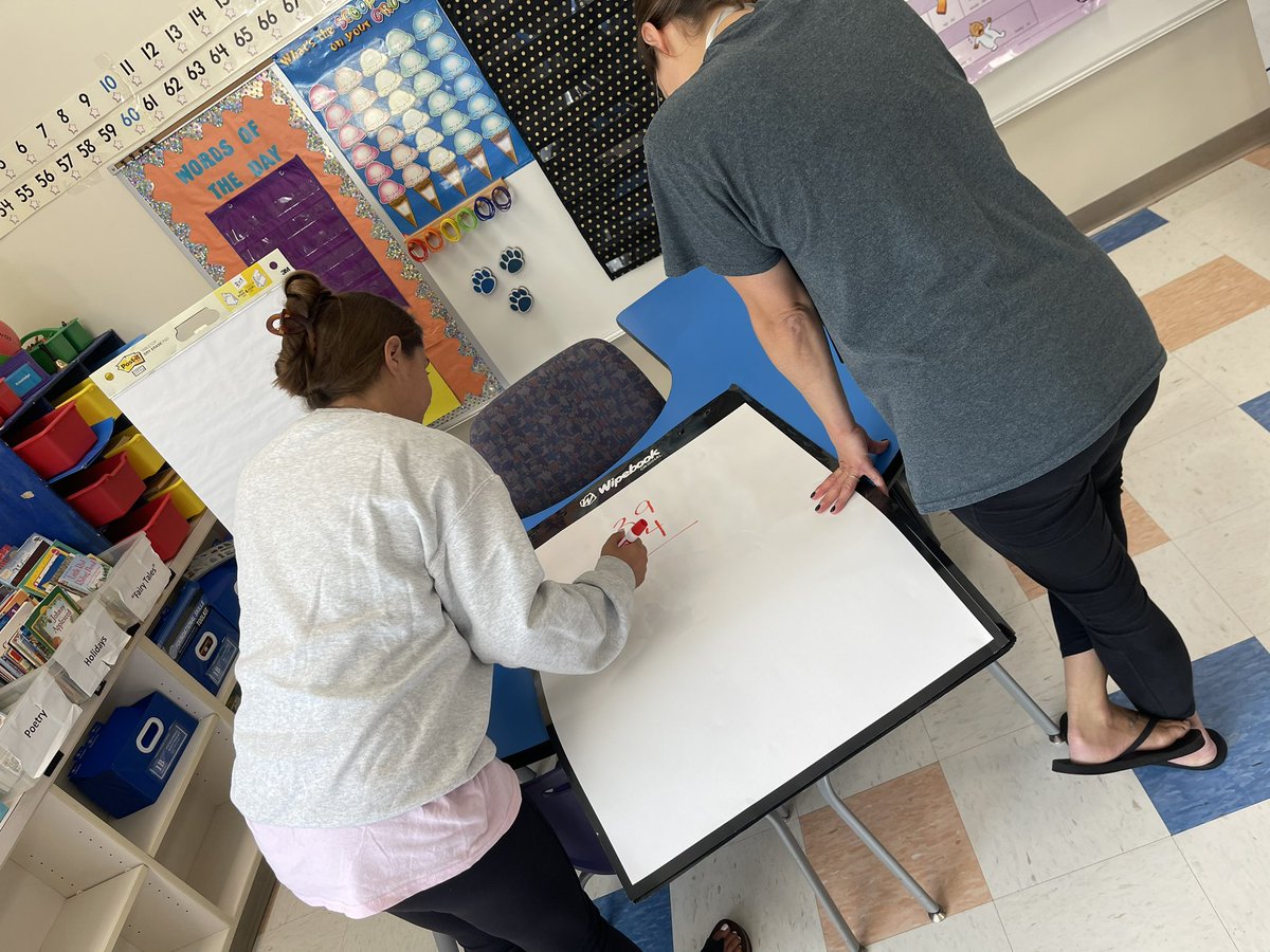 MrsDrezek's tweet photo. Great Math Cafe PD this week! Thank you @Wipebook for sending us a Wipebook Flip Chart! We can’t wait to see who wins our raffle!! https://t.co/W0EKLeaH5X
