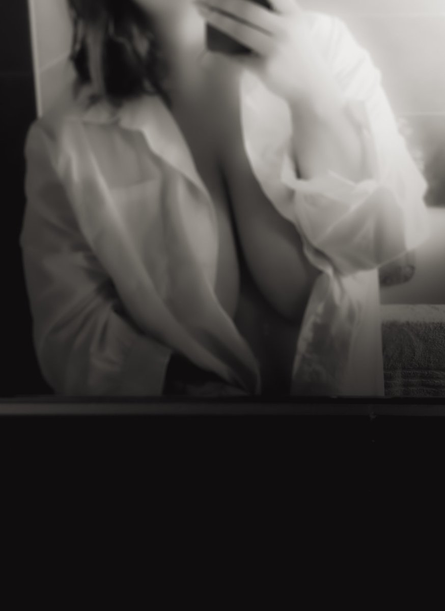 Madonna_jen91's tweet photo. Heute geht's alleine ins Bett...
Ich habe eher Lust darauf, geleckt zu werden und nicht eine Möglichkeit in Sicht.

#femdom #lust #lecksklave #bdsm #gutenacht #alleininsbett
#russin #Feministin #Switch #modernehexe #meinepussyverzaubertdich #jetztwerdeichalbern https://t.co/sZPgMBvG23